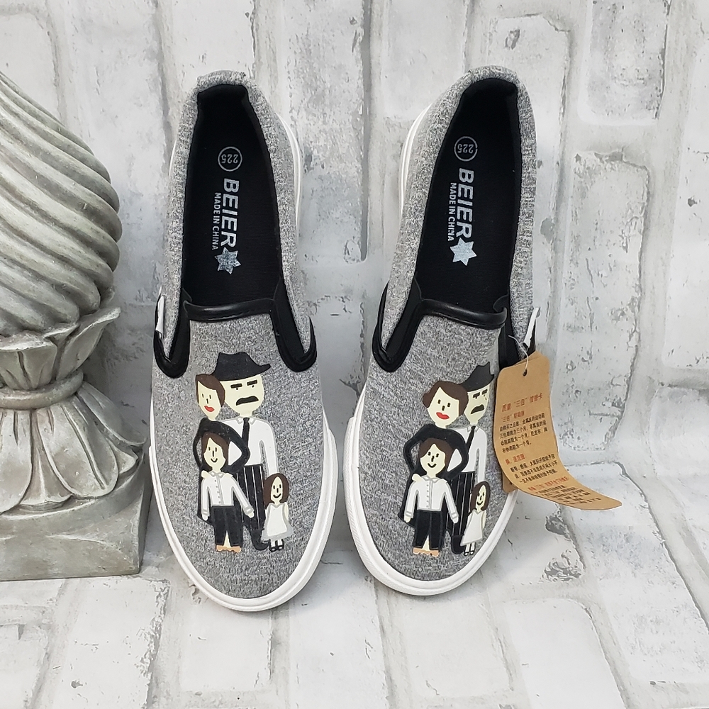 Beier Fashion Family Characters Canvas Slip-on Shoes